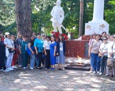 Экскурсия в Горячий ключ.